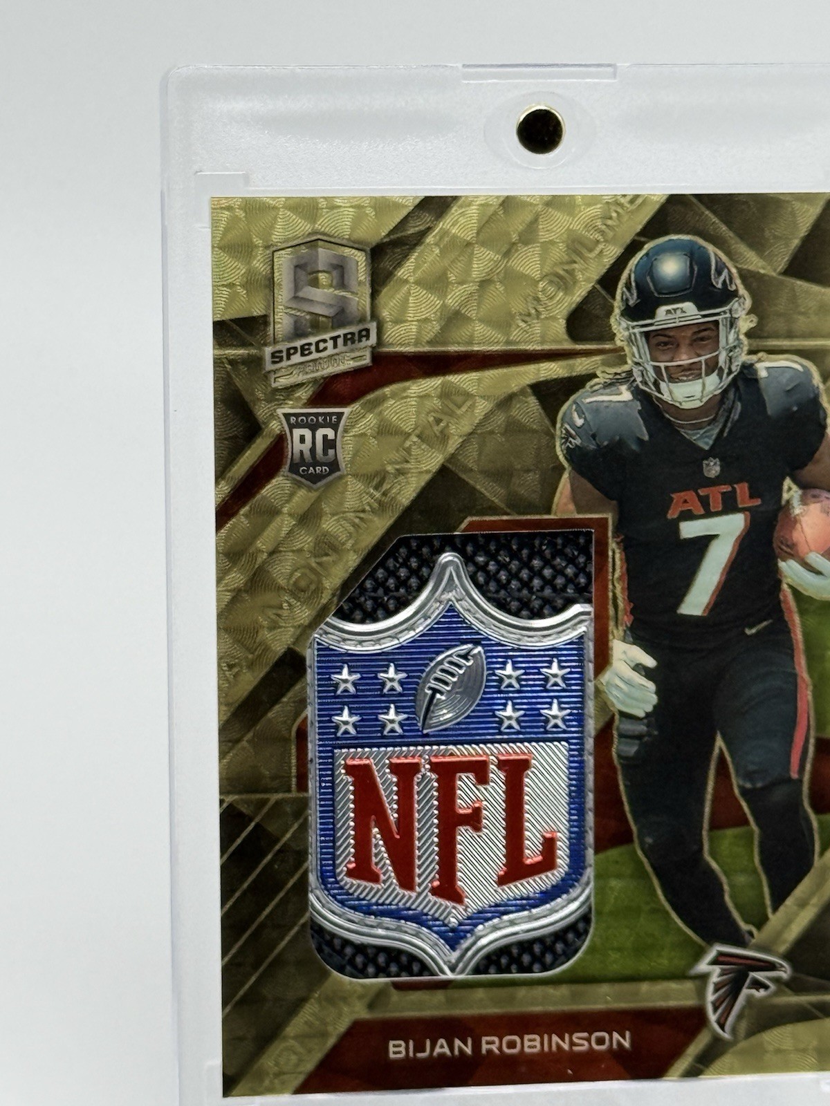 2023 Spectra BIJAN ROBINSON Gold Vinyl Superfractor NFL Shield ROOKIE #1/1 – RC