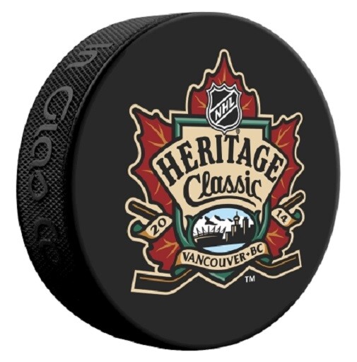 HERITAGE CLASSIC 2014 SOUVENIR PUCK OTTAWA SENATORS vs CANUCKS – LAST1