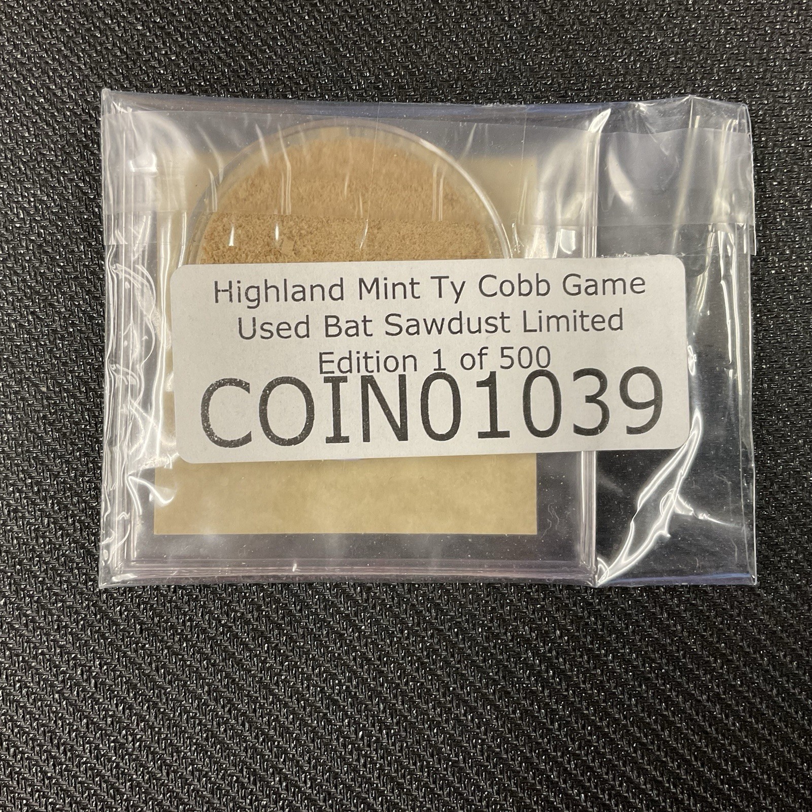 1 – TY COBB GAME-USED 1921-30 BAT SAWDUST from HIGHLAND MINT Limited 1 of 500 QY