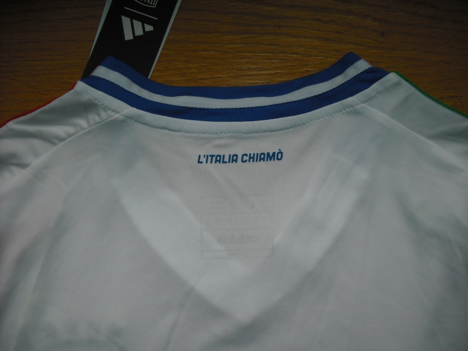 Mens NWT Adidas ITALIA Soccer Jersey #IN0656 White w/Red Green Blue Trim Sz:L