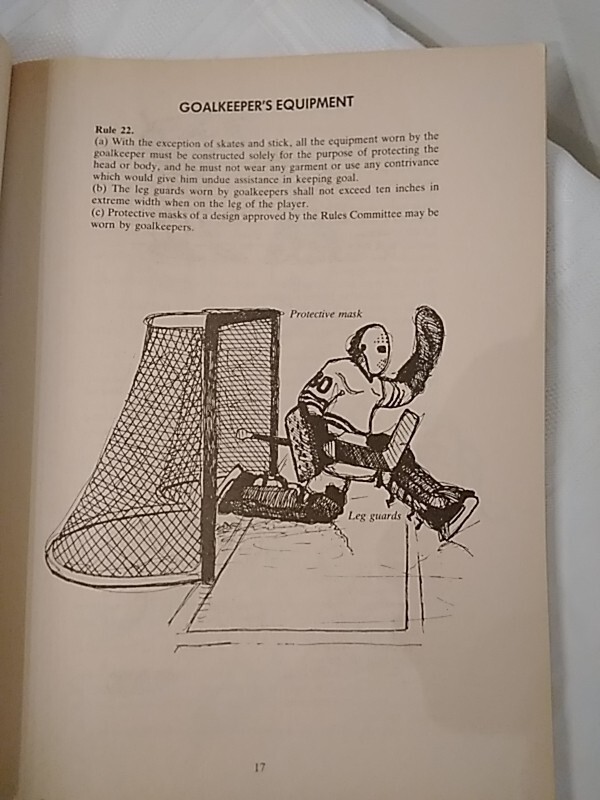 1985 Hockey Rules in Pictures Illustrated by Michael Brown trade paper 10.5″x 8″