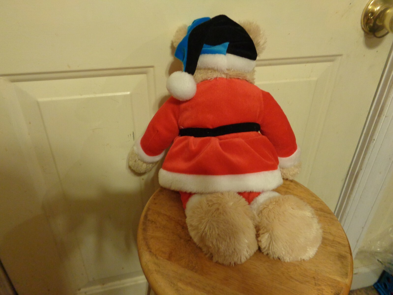 FOREVER COLLECTIBLES NFL FOOTBALL CAROLINA PANTHERS SANTA BEAR PLUSH DOLL FIGURE