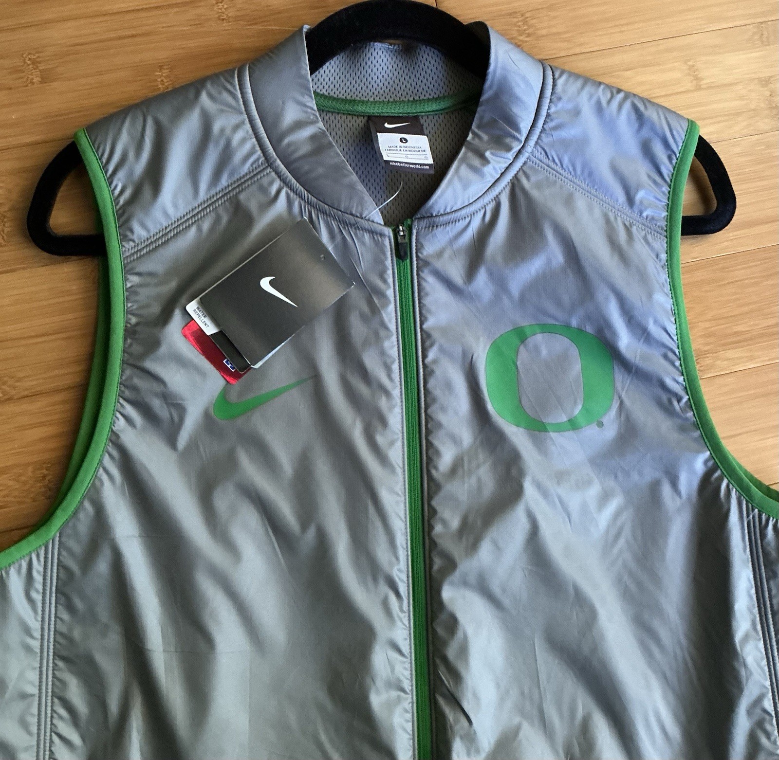 Oregon Ducks Water Repellent Vest Jacket Nike Steel Gray Green NCAA Men’s Large