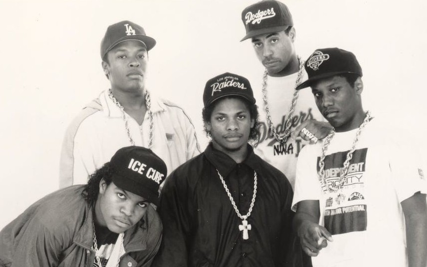 RAIDERS Los Angeles Snapback NWA Ice Cube, MC Ren 90s RARE Hat (Black)
