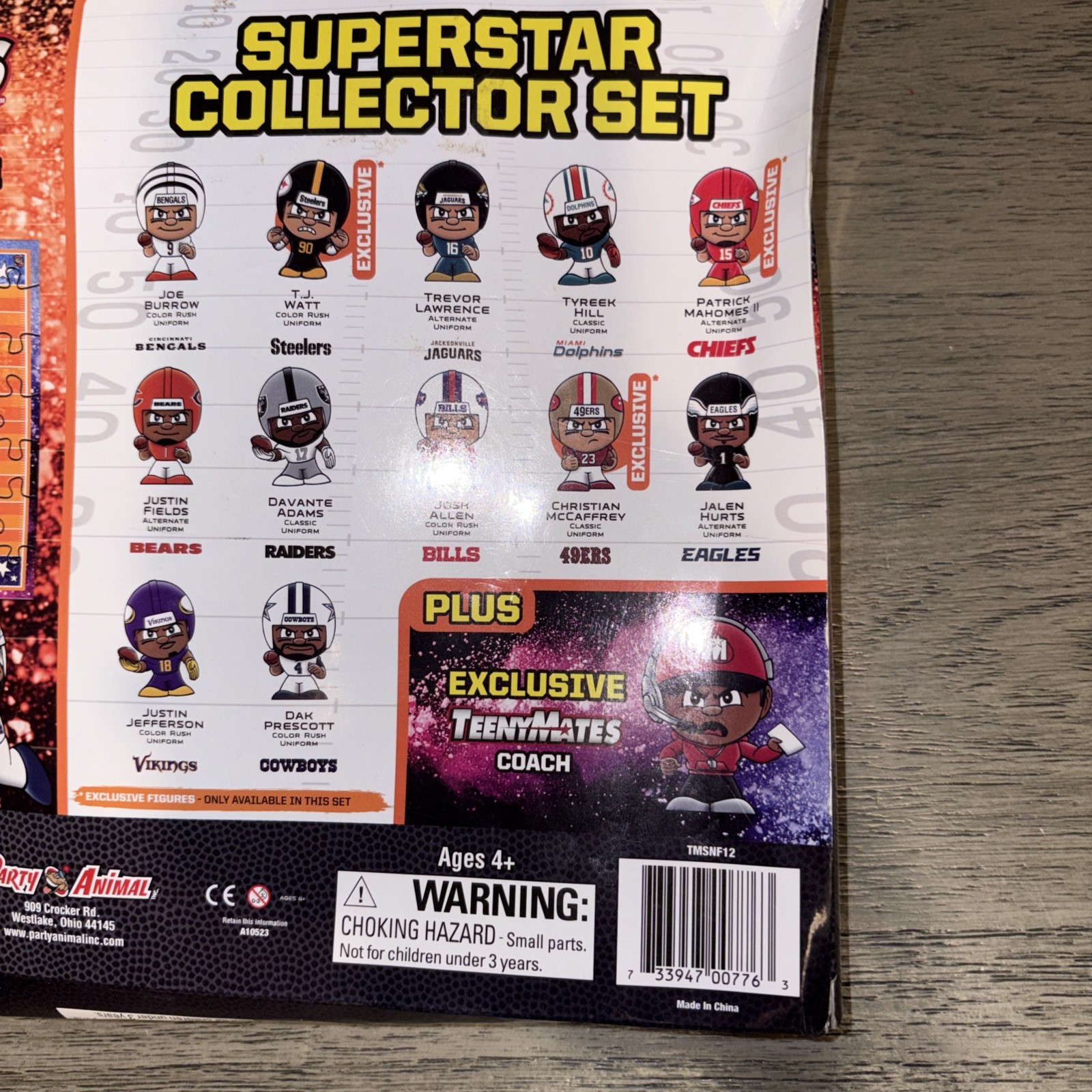 NFL Teenymates Player Figure 2023-24 Collector Set Brand New Sealed Damaged Box