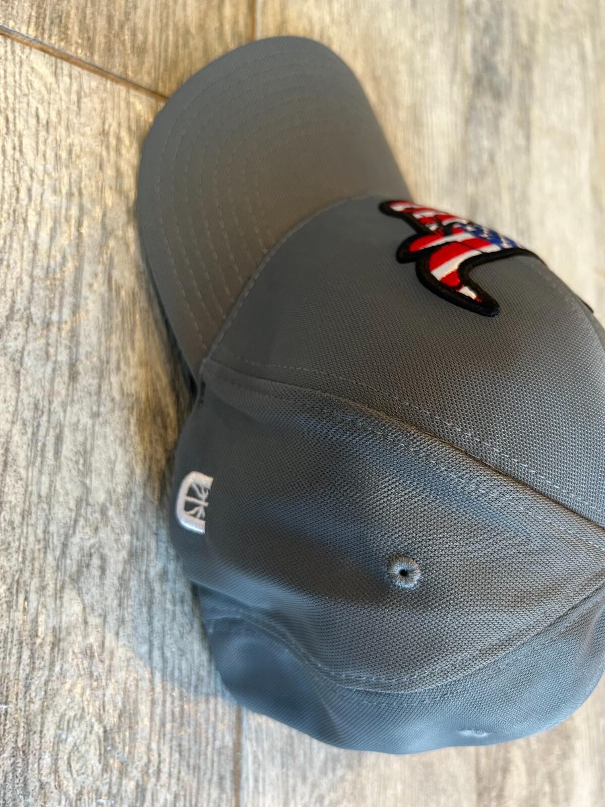 Chicago Bulls NBA Stretch Fit Hat USA Flag Gray OSFM Ultra Game Basketball