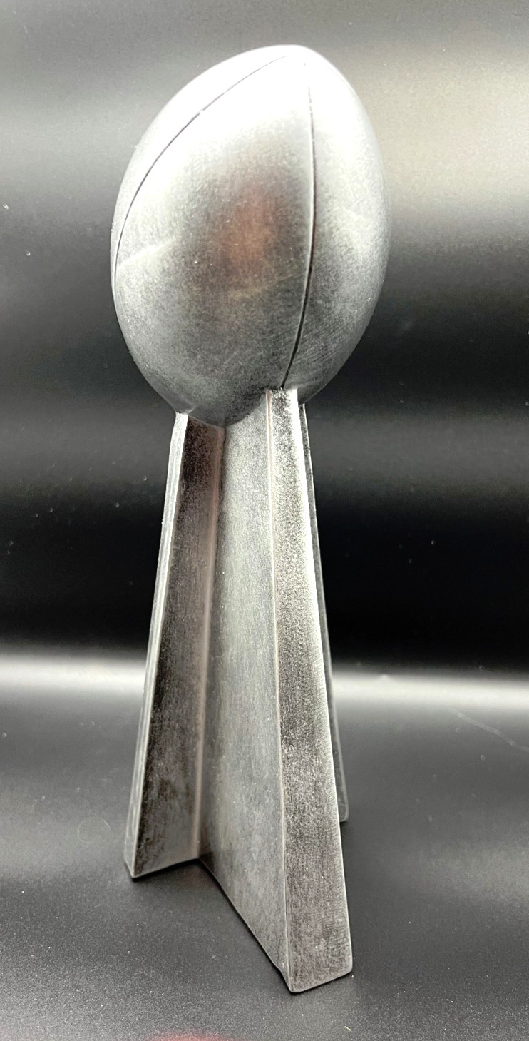 15″ SEATTLE SEAHAWKS SUPER BOWL TROPHY LOMBARDI STYLE SILVER TONE HVY RESIN