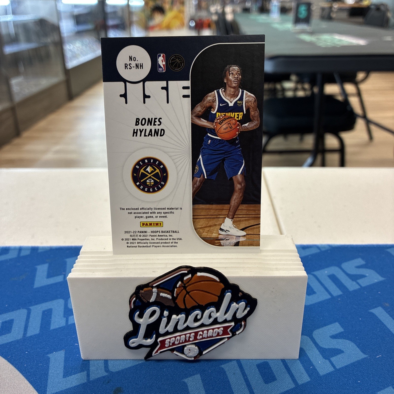 2021-22 Panini NBA Hoops – Rise N Shine Memorabilia Bones Hyland #RS-NH (MEM,…