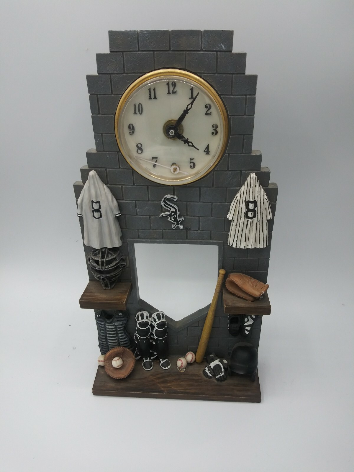 White Sox clock.. One Hand Is Off As Shown In The Photo (4B)