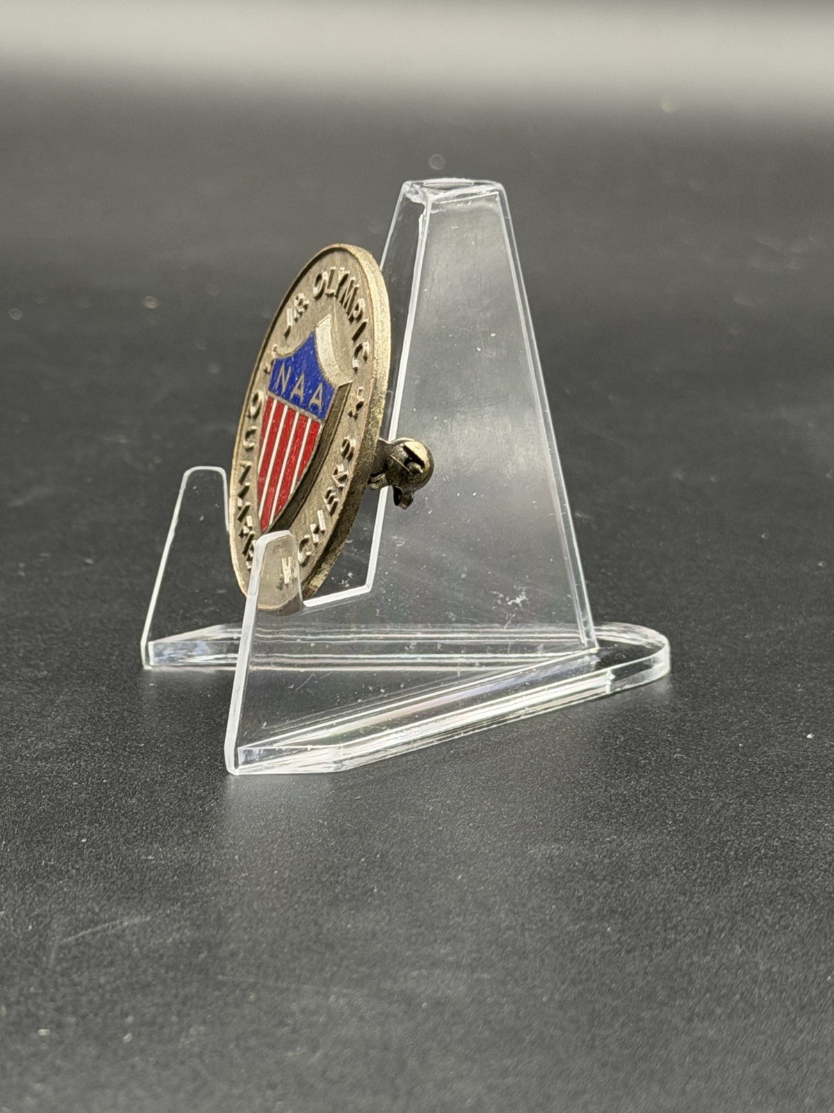 🎯 VINTAGE 1960s NAA Archery Medal “Qualified Archer” JR. OLYMPICS Pin – JOAD