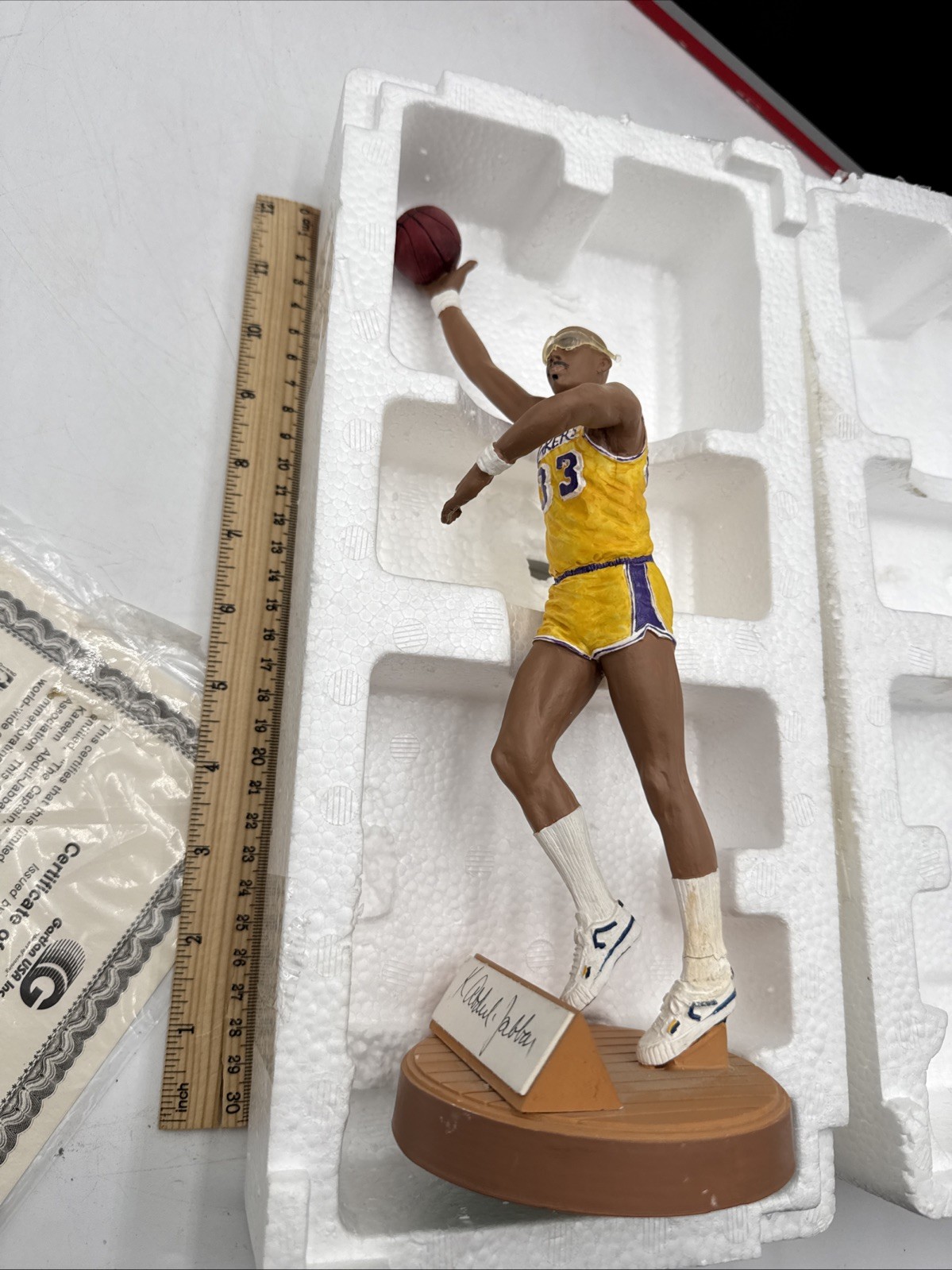 Kareem Abdul Jabbar Los Angeles Lakers Signed Auto Gartlan Figurine 795/1989 HOF