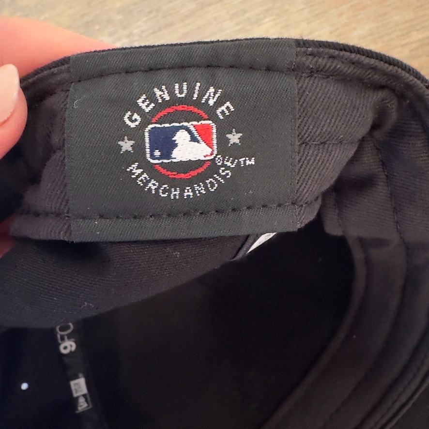 New Era Chicago White Sox 9FORTY A-Frame Snapback Clubhouse Cap-SILICONE LOGO