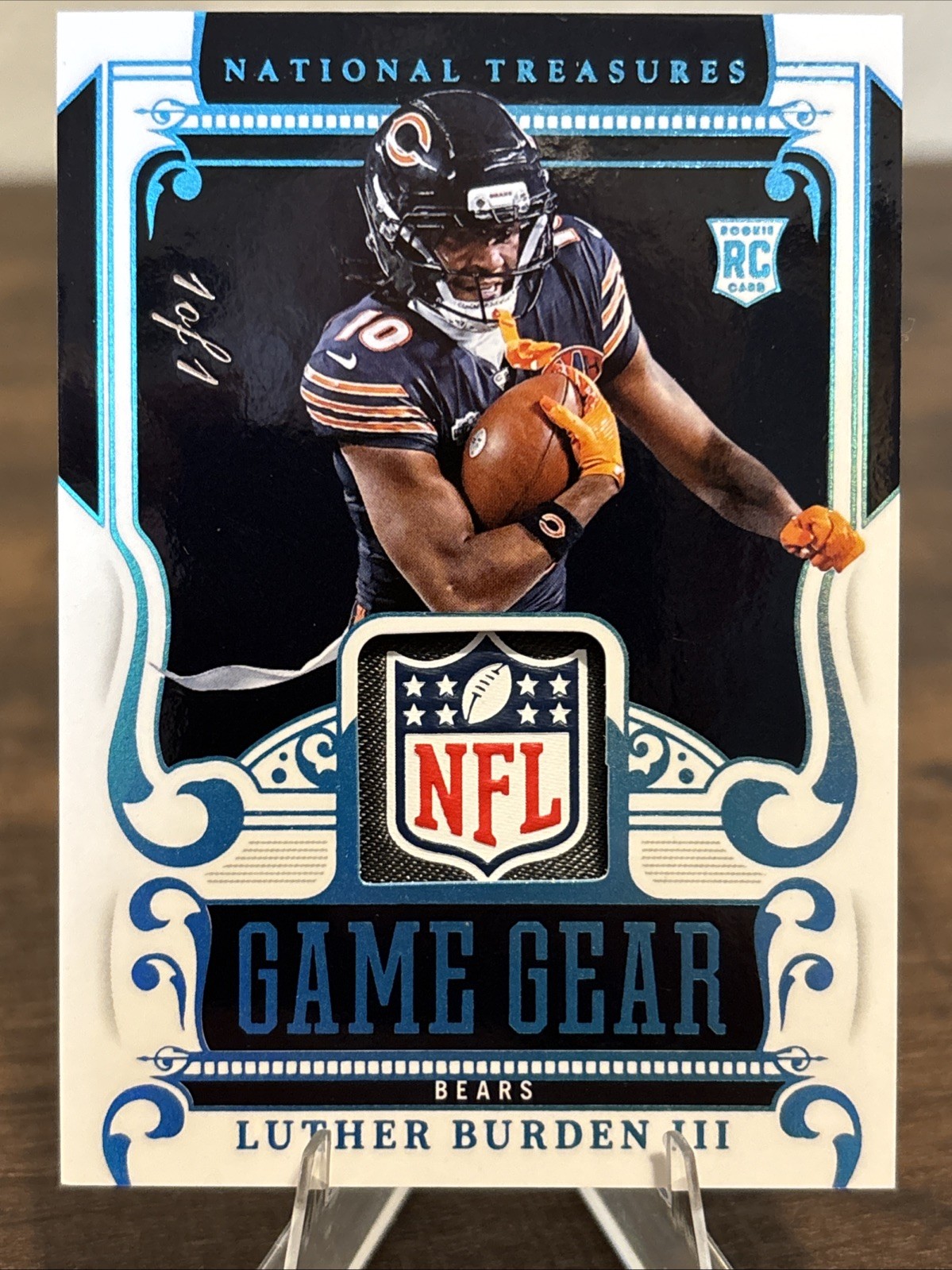 2025 Panini National Treasures Luther Burden Game Gear NFL SHIELD 1/1 RC Bears