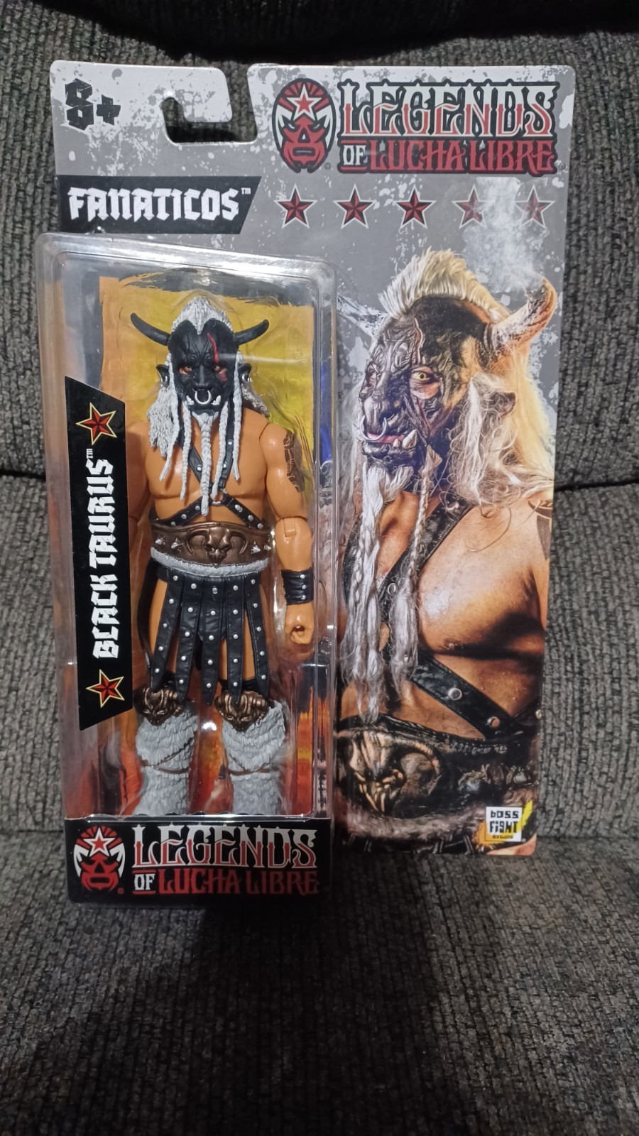 Legends of Lucha Libre Fanaticos Black Taurus