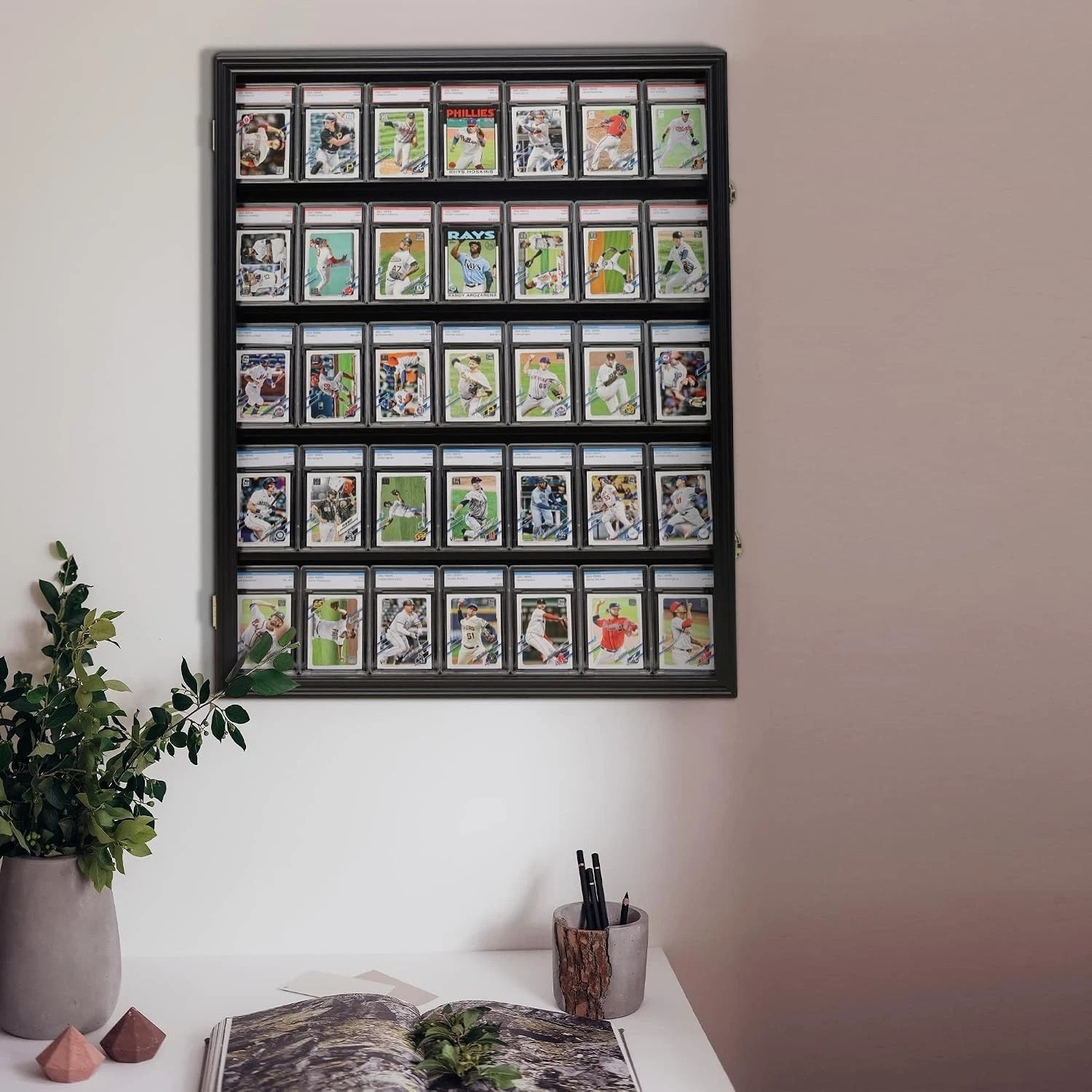 Football Baseball Basketball Card Case – Lockable – Black