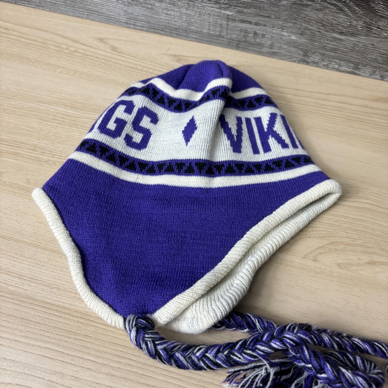 Minnesota Vikings Hat Beanie Mens One Size Purple White NFL Football Ear Flap