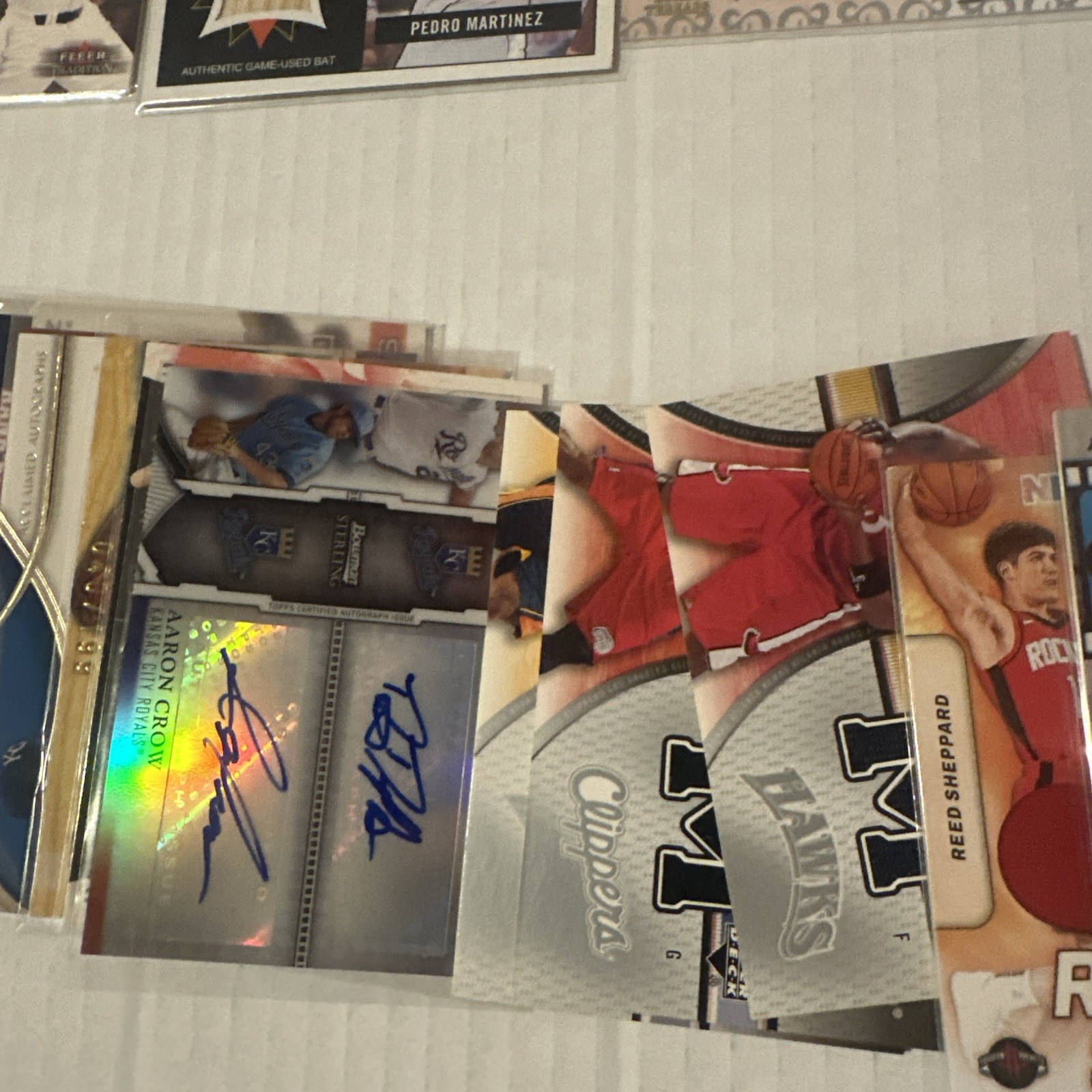 43 Card Lot Of Autographs And Jersey/Patch Card Memorabilia Lot. 3 Sports