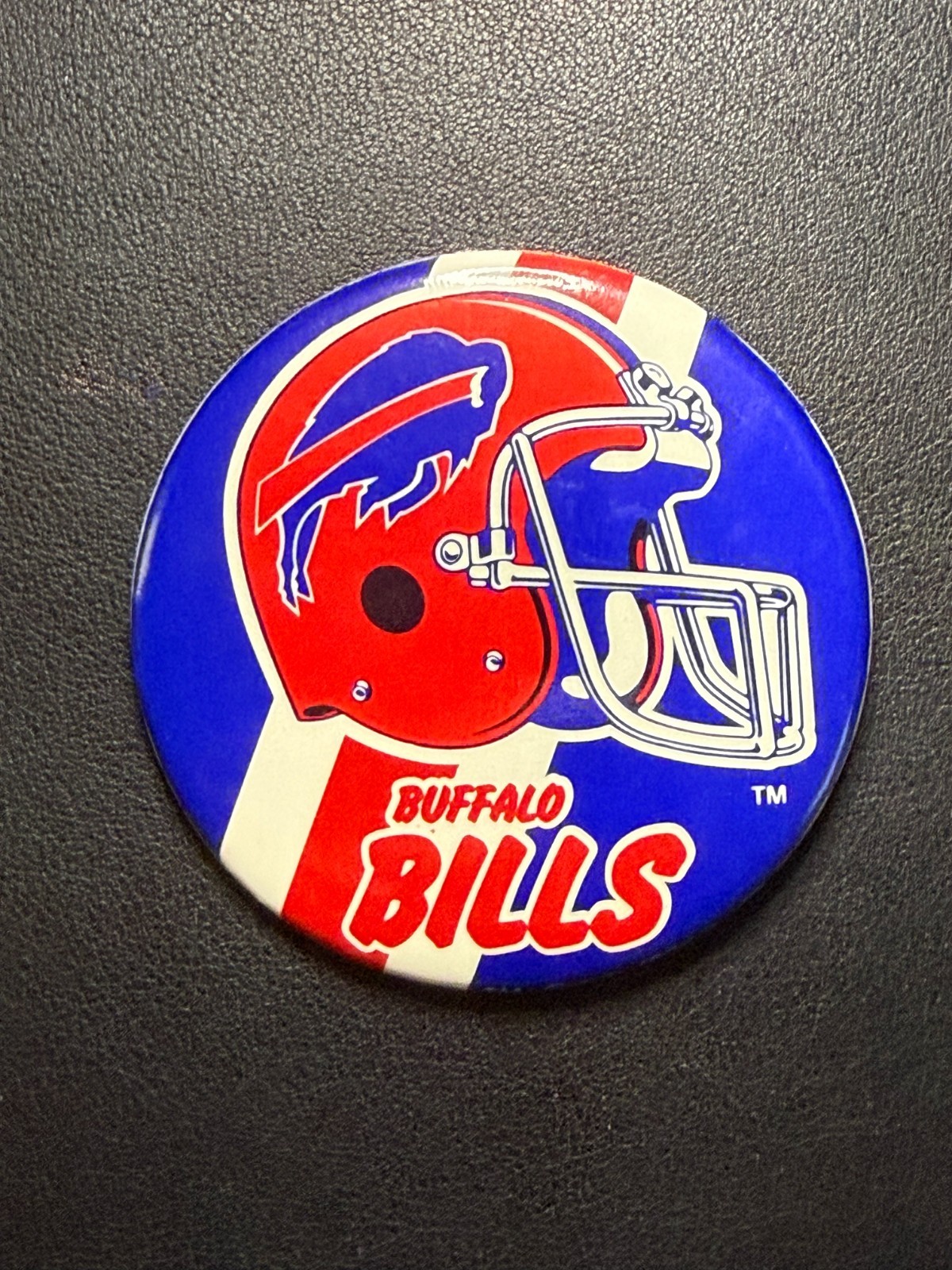 Lot of 11 Vintage Football Pinback Buttons NFL CFL Super Bowl Orange Bowl Pins