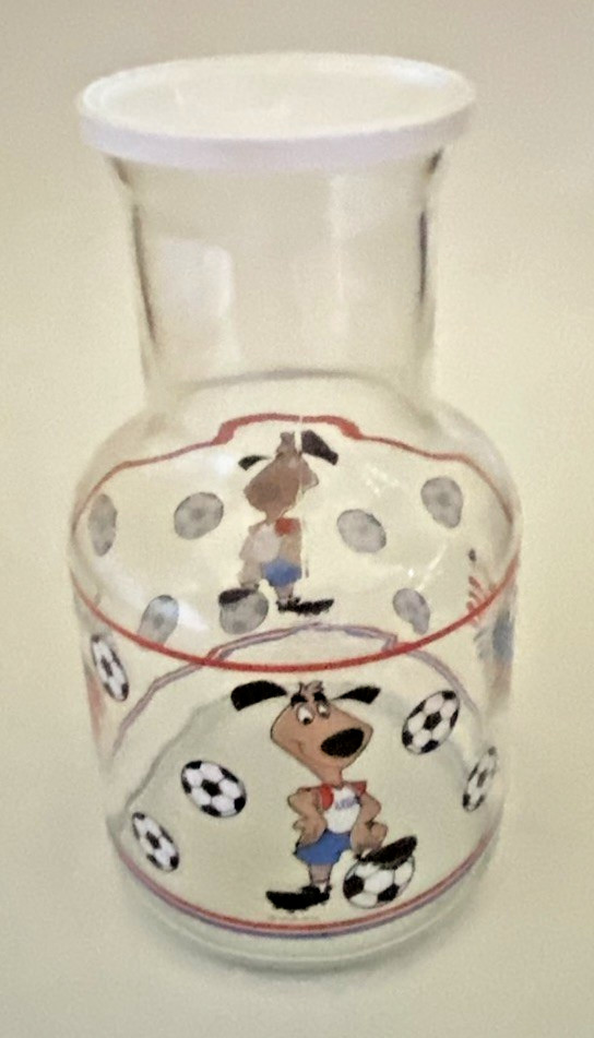 Vintage-1994 World Cup-USA Soccer-Striker-Glass Carafe w/Lid-1994