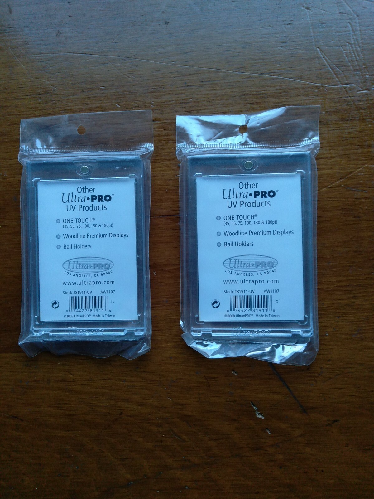 Ultra Pro One-Touch Thick Card 100pt Point Magnetic Card Holder
