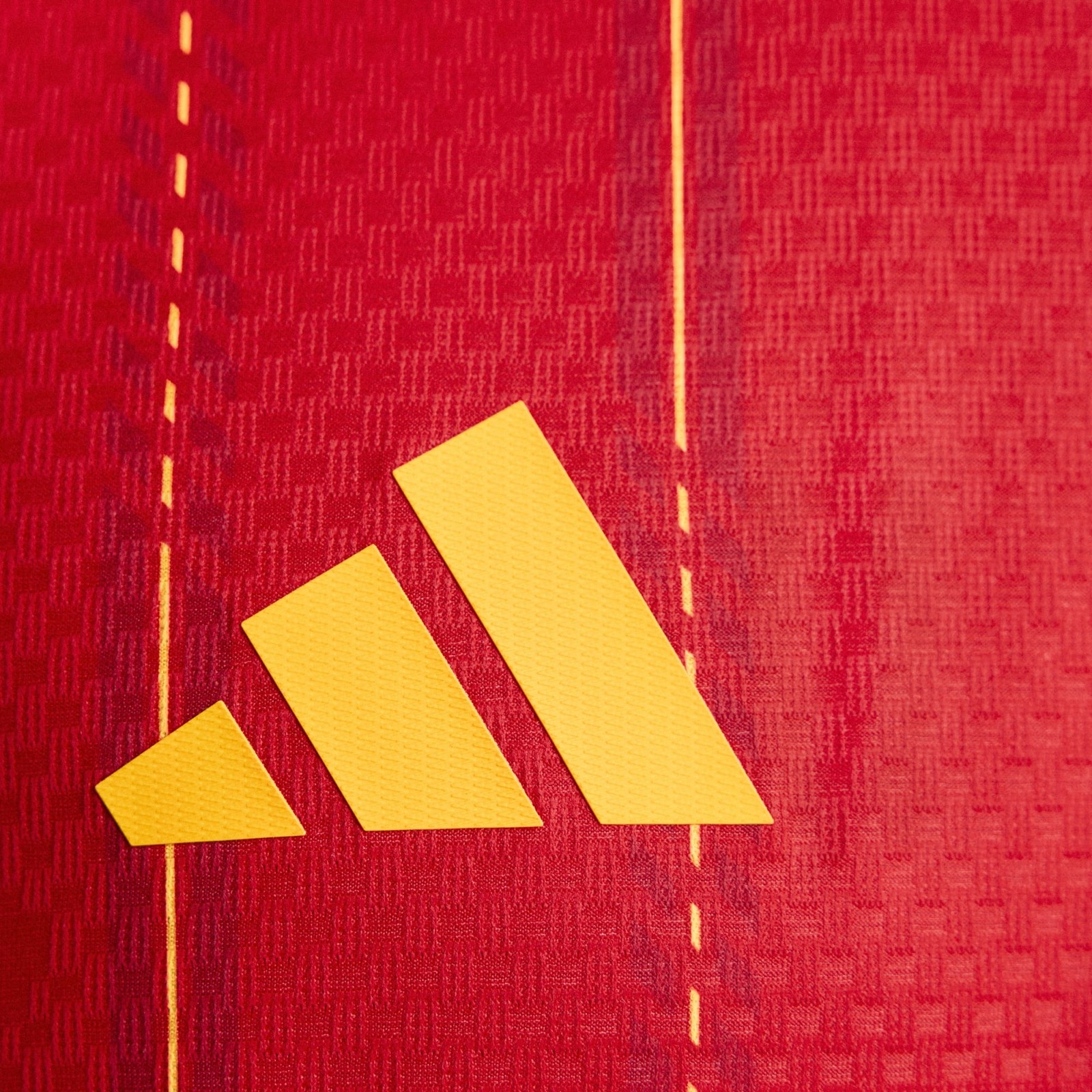 Adidas Spain 2026 Authentic Home Jersey Red Kit | Men’s Size Large | JN4366