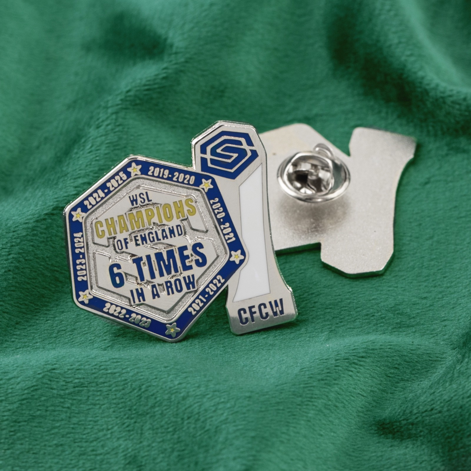 Chelsea FC Women ‘WSL CHAMPIONS 6 TIMES IN A ROW’ Pin Badge