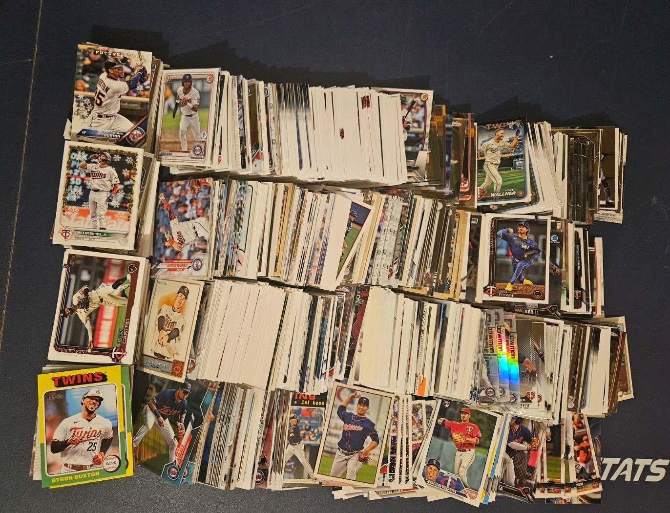 Minnesota Twins Bulk Modern Lot (2400ct.) See Description
