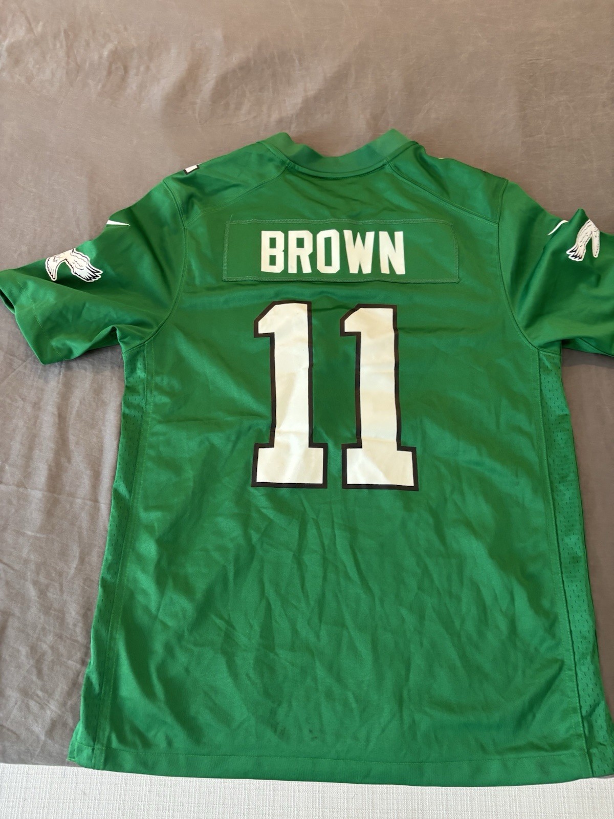 Aj Brown Philadelphia Eagles Jersey Size Medium Kelly Green
