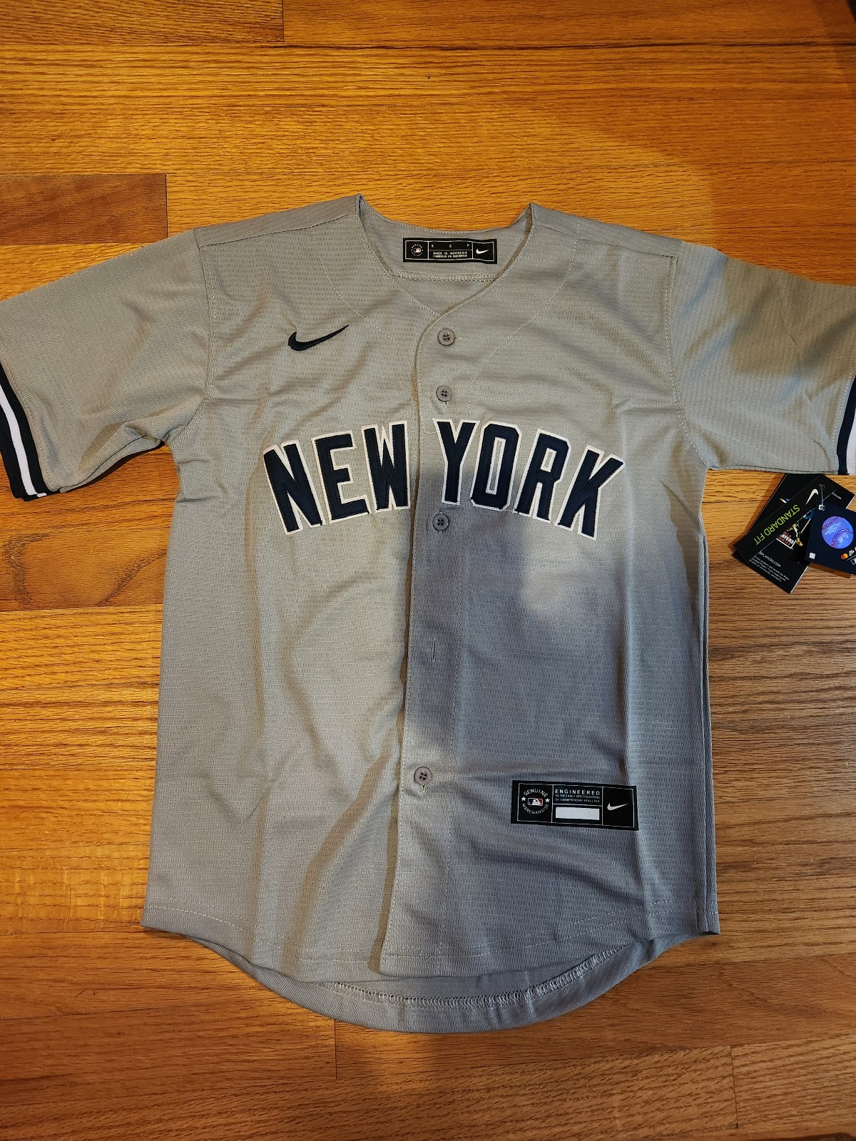 NWT youth customized jersey yankees @99 aaron judge size S-XL white home *new