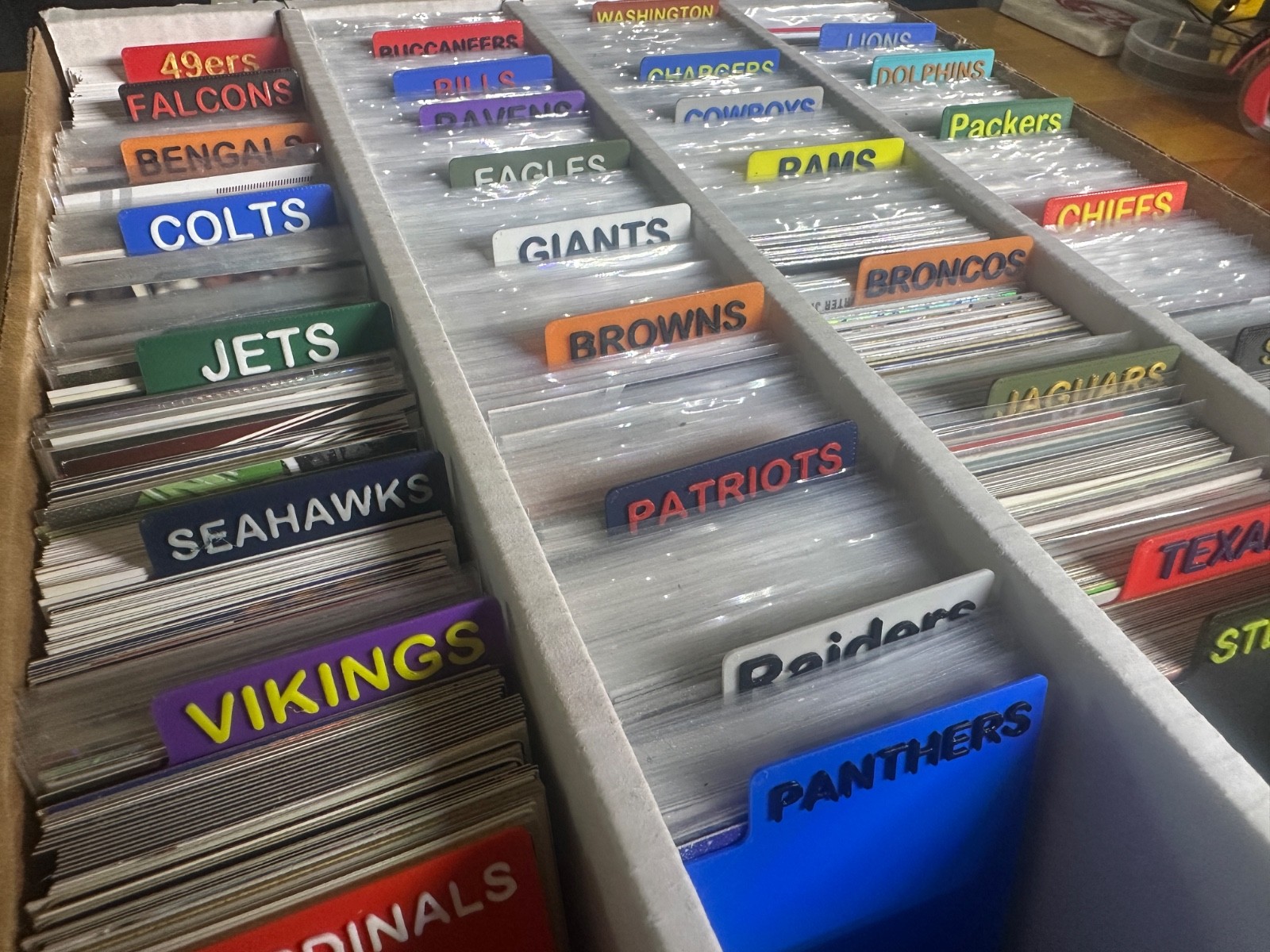 (32) STANDARD NFL Team Sports Card Dividers Football Trading MADE IN USA PLASTIC