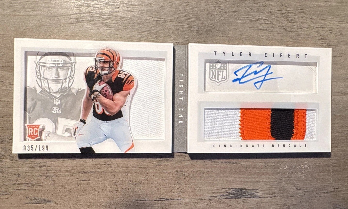 2013 Panini Playbook – Rookie Booklets Tyler Eifert #237 Silver Signatures /199