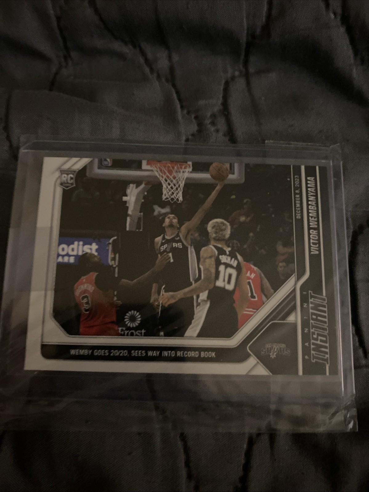 2023-24 Panini Instant – Victor Wembanyama #143 /2951 (RC)