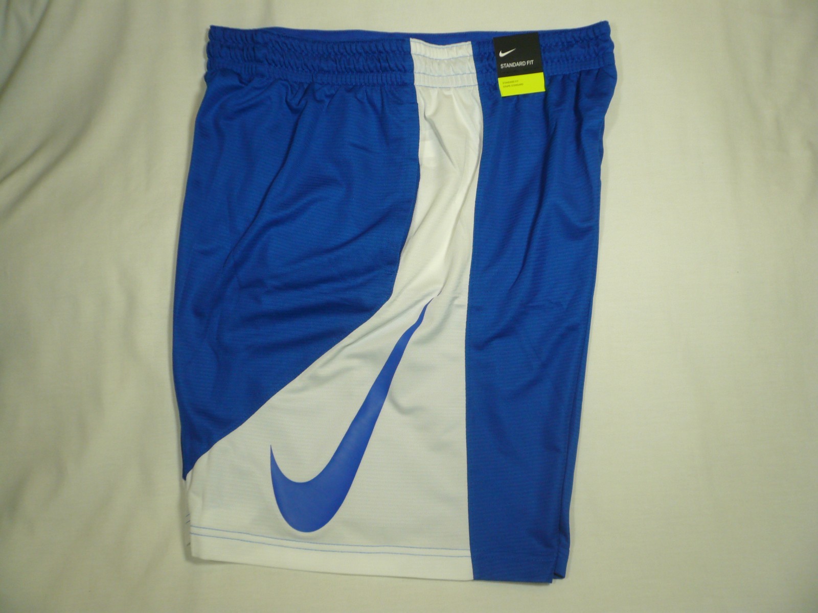 Nike Kentucky Wildcats 2XL BRAND NEW Shorts NWT Basketball UK Cats XXL