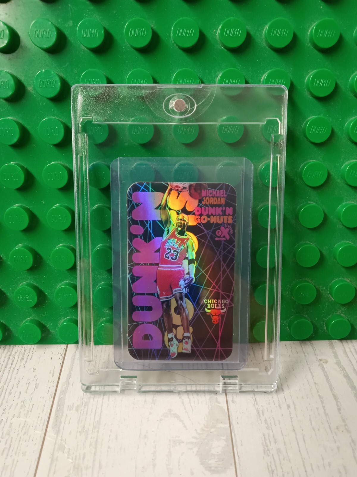 Dunk N Go Nuts Michael Jordan Lazer Holo Promo Mini Tobacco Card Chicago Bulls