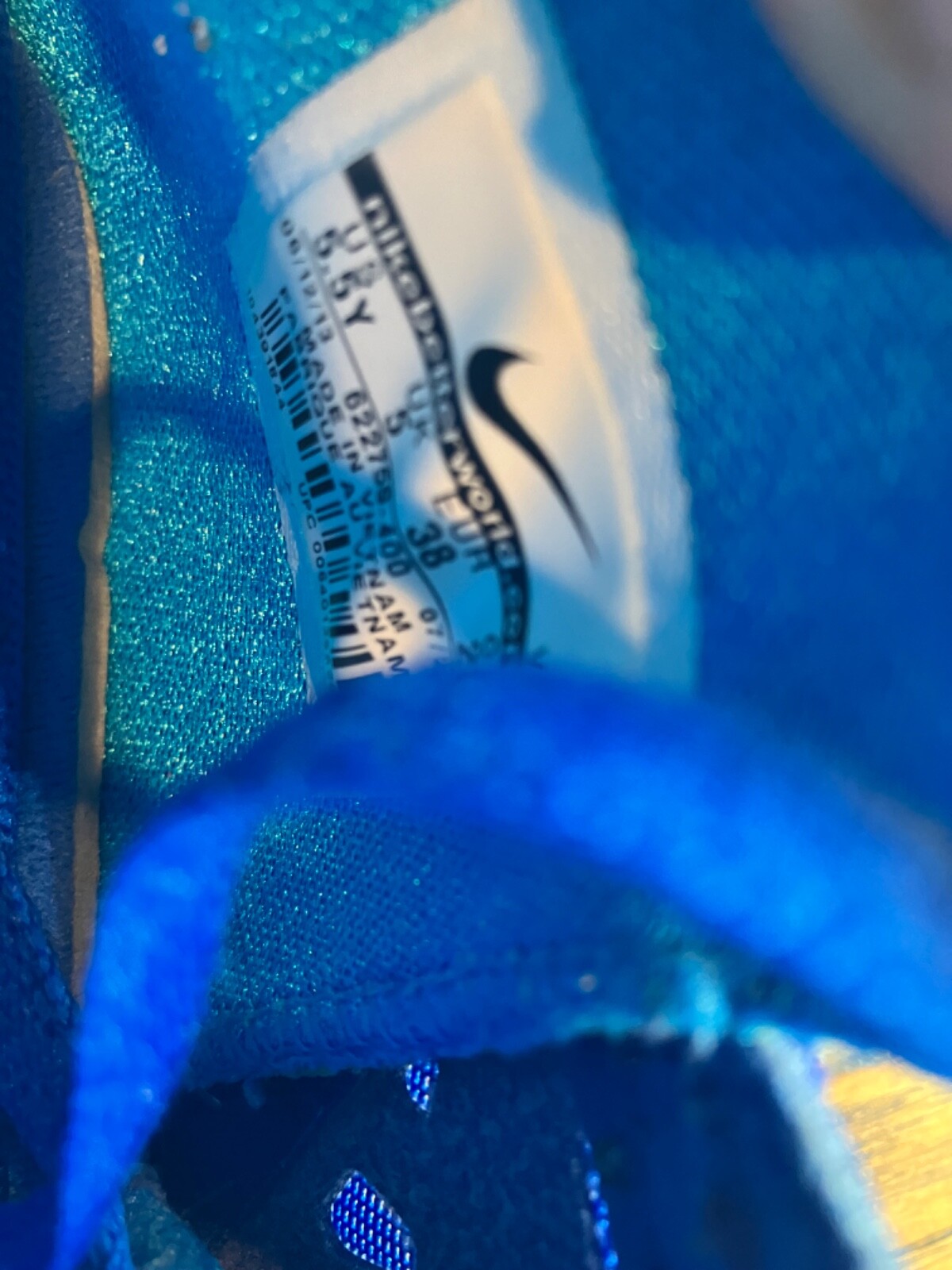 Breanna Stewart Autographed Nike Sneakers – Youth 5.5