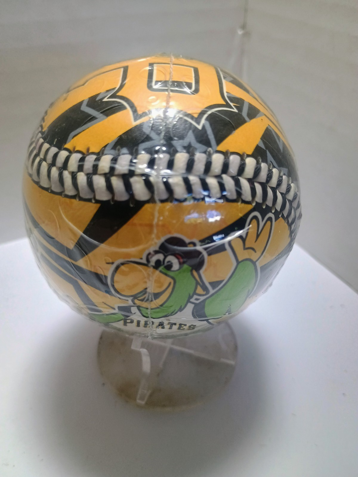 Pittsburgh Pirates Collectable Souvenir Baseball **Your Choice**