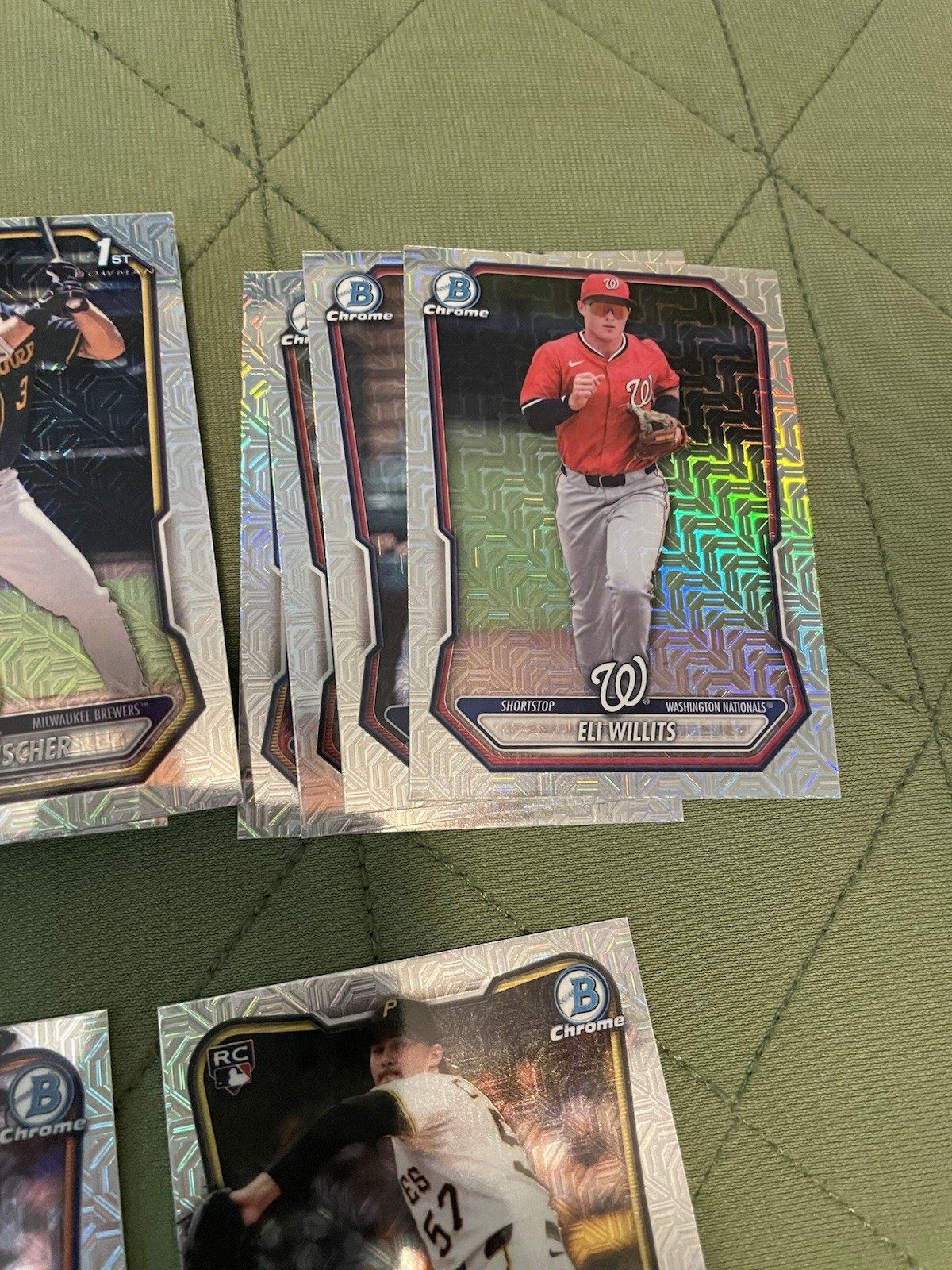 2026 Bowman Lot of 165 Base, Chrome, MOJOs, Top Prospects Numbered Card & 1 Auto