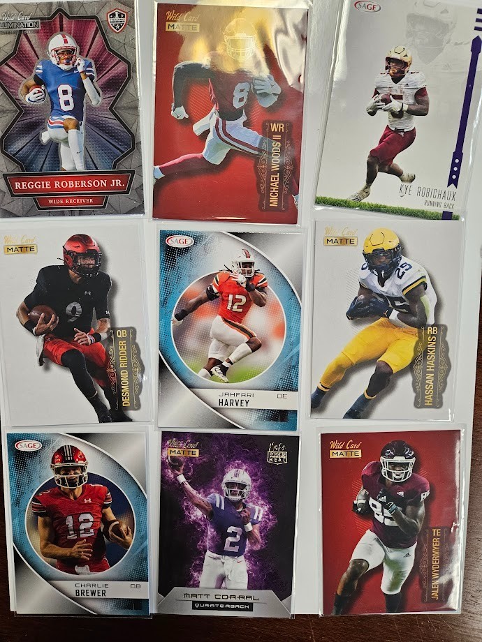 Lot of 200 Football Cards – College Uniforms – less than $.10 per card!!