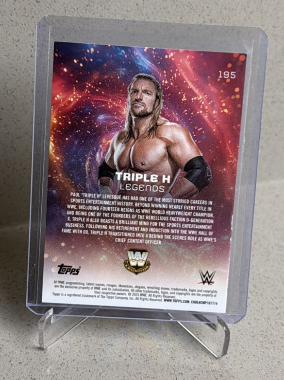 Triple H Flare Parallel 2025 WWE Topps Universe Hobby Exclusive Foil Holo #195
