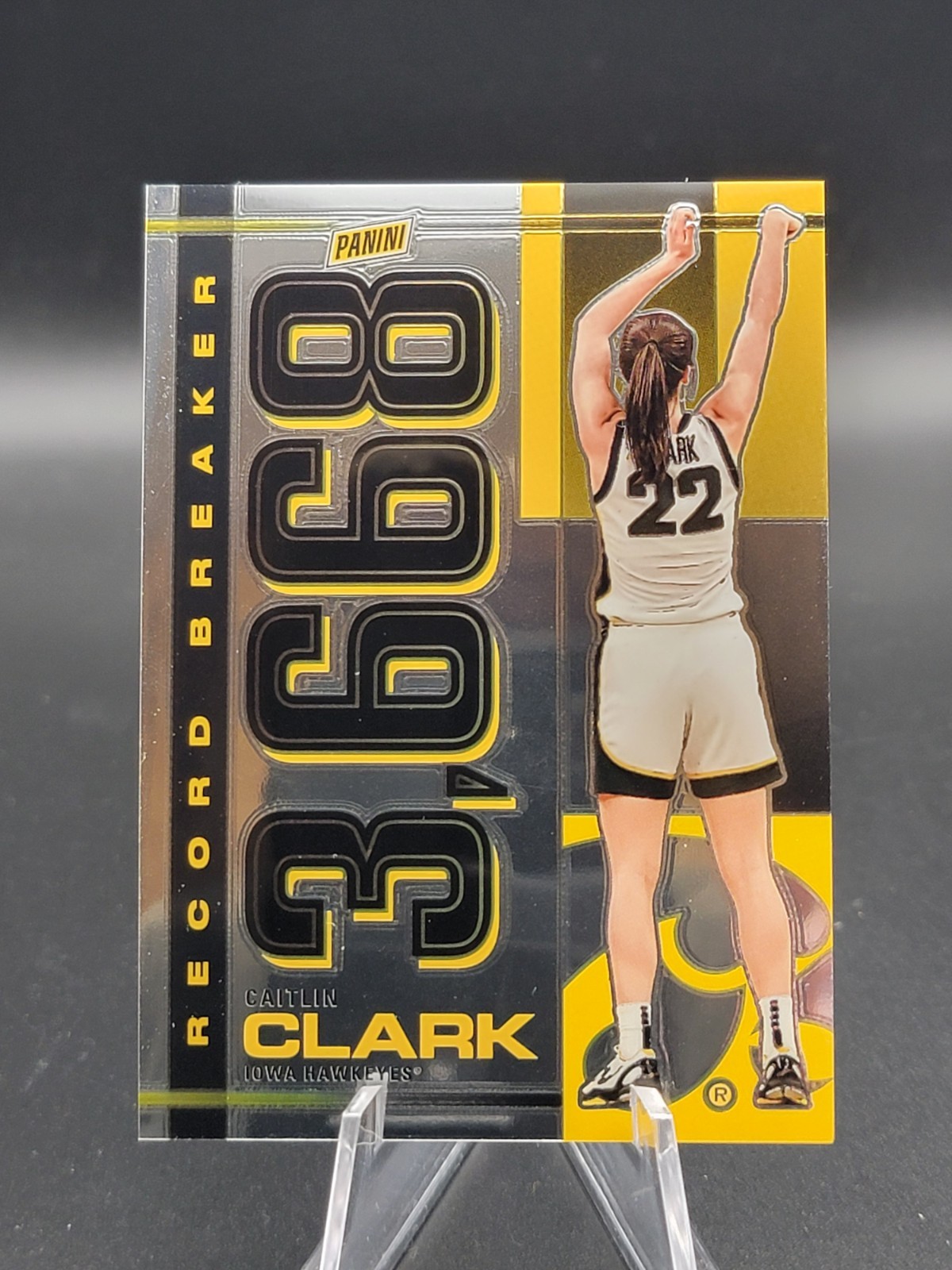 Caitlin Clark – 2024 Caitlin Clark Collection Record Breakers 3668 Points A2