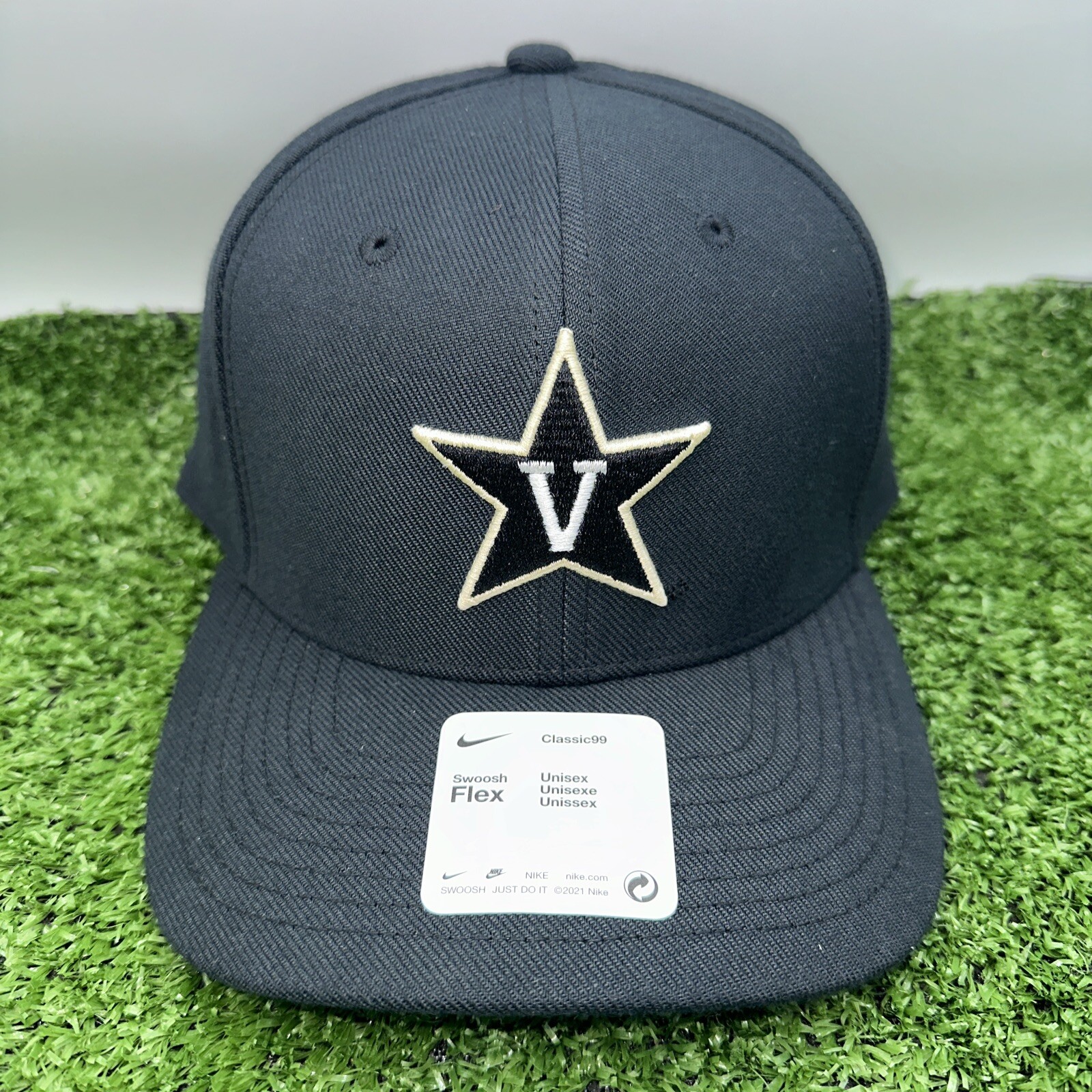 Nike Vanderbilt Classic99 Swoosh Flex Black Hat Cap Commodores OSFM New W/ Tags
