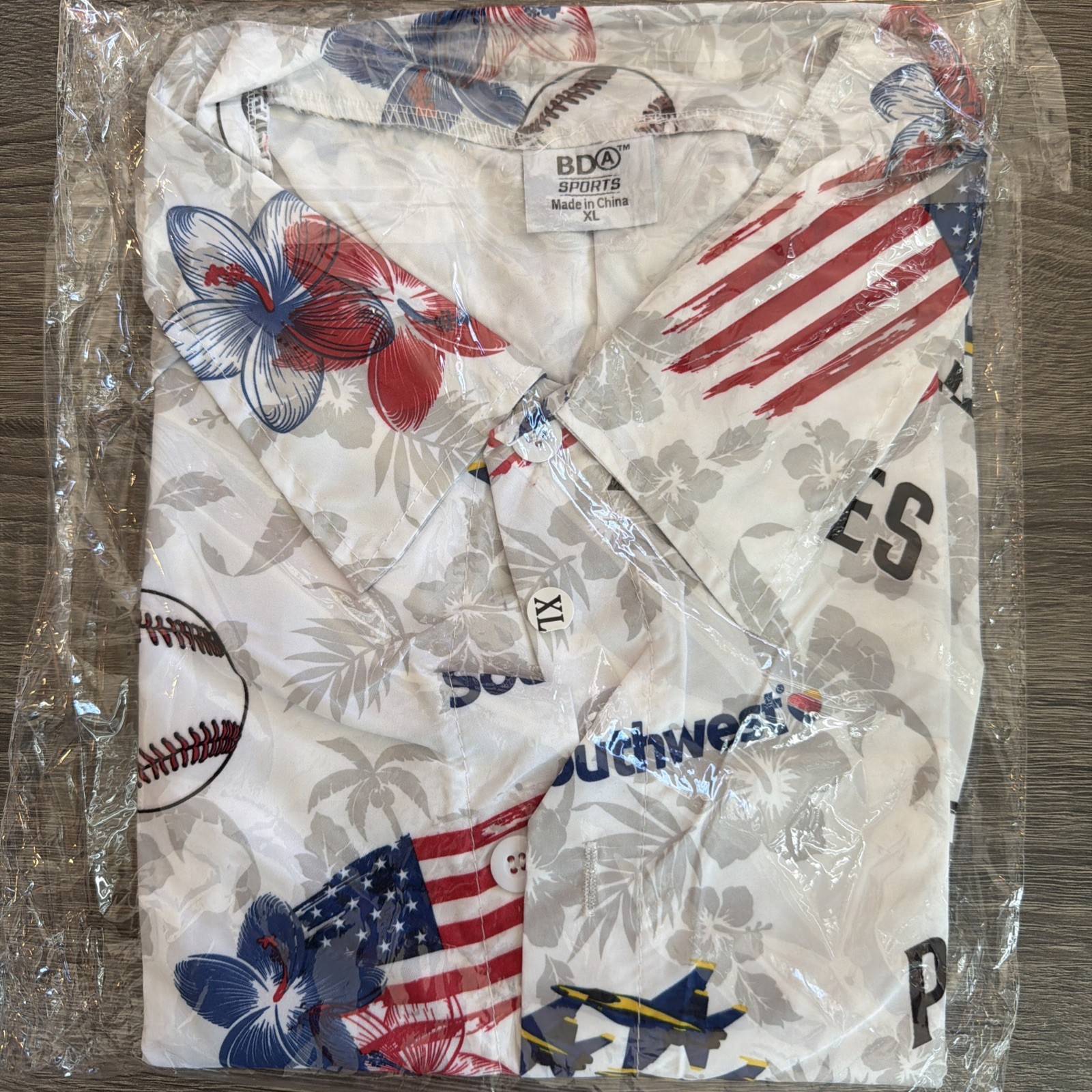 San Diego Padres Patriotic Aloha Shirt 2026 SGA Brand New XLarge