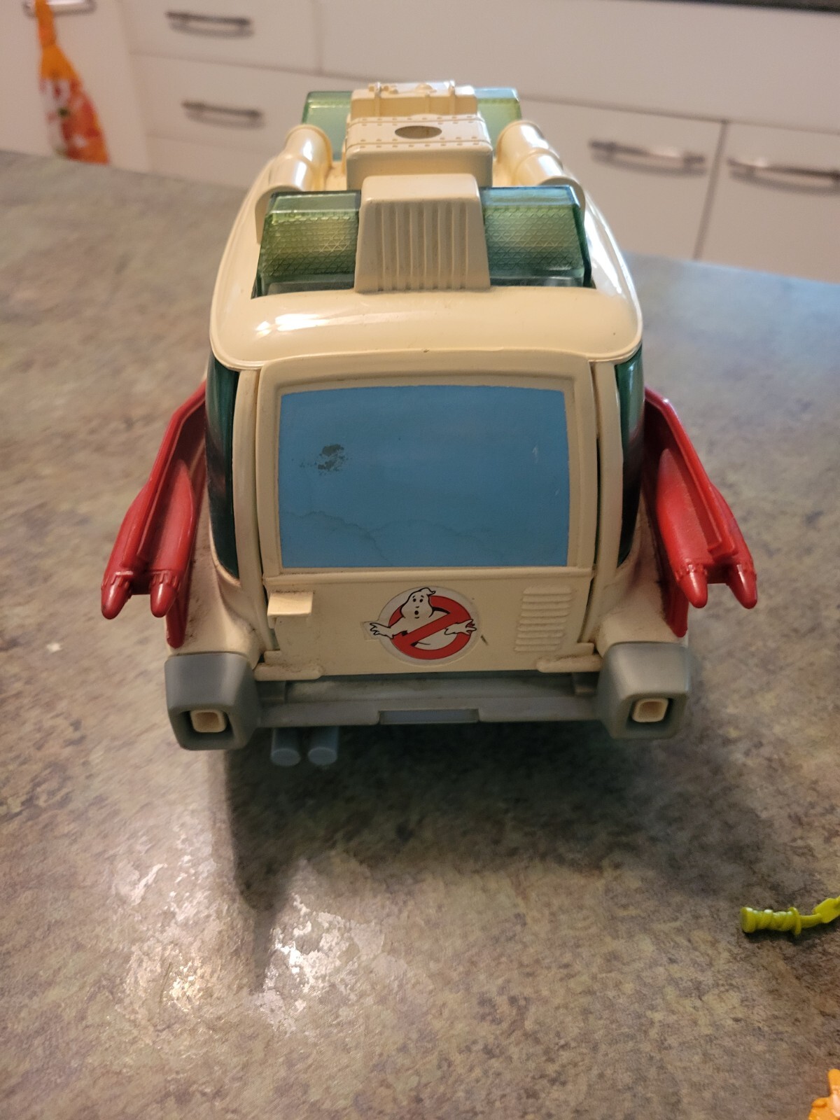 Vintage 1984 Columbia Pictures Made in Mexico Ghostbusters 14.5″ Car Ecto 1