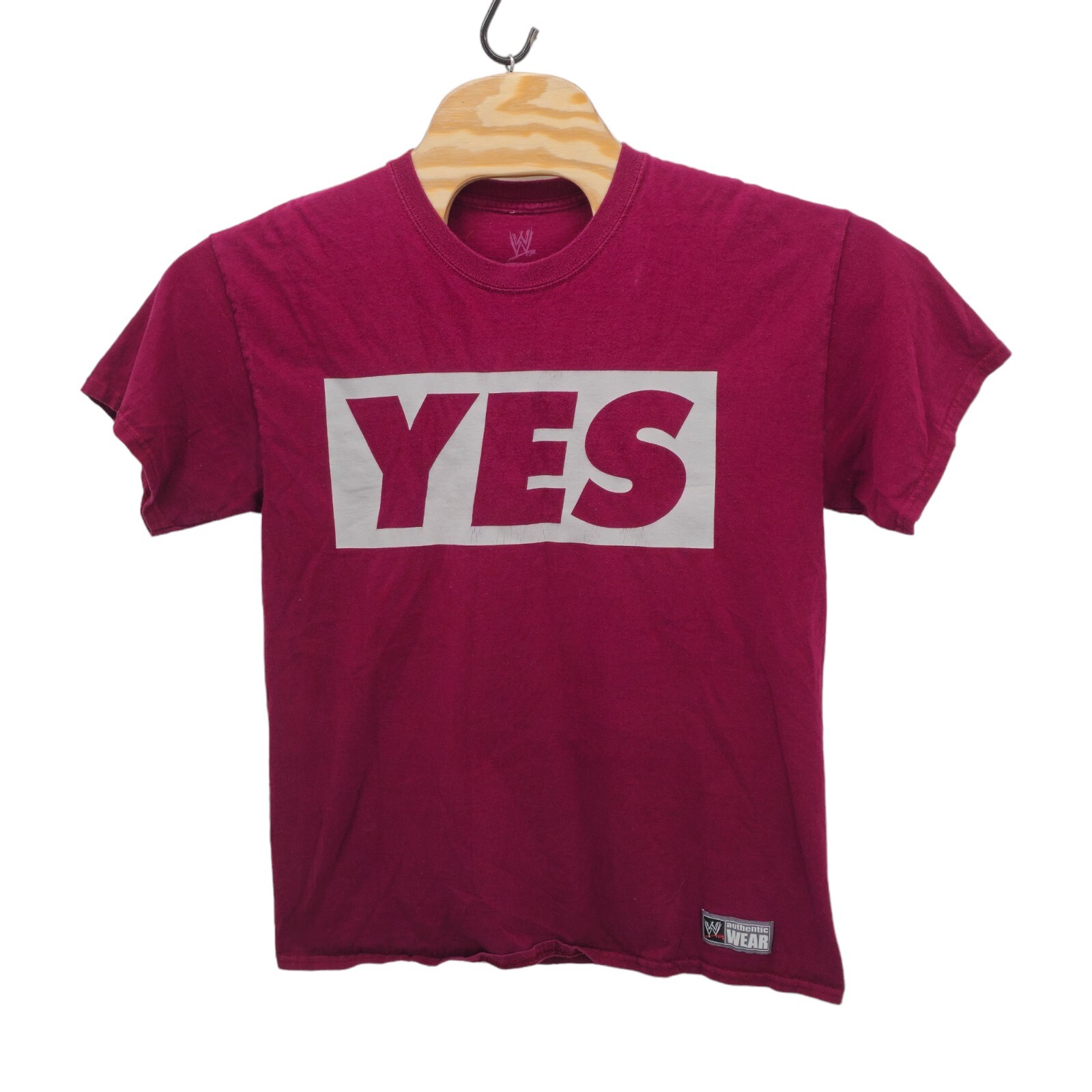 Daniel Bryan “YES!” T-Shirt WWE Authentic 2013 YES Movement Burgundy Mens Large