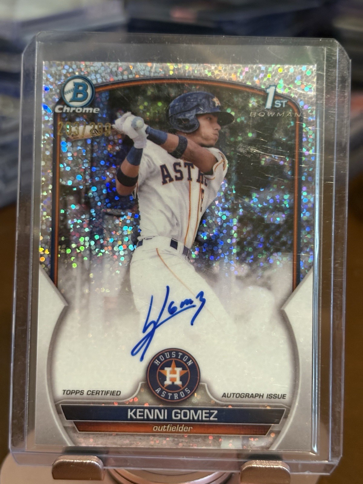 Topps 2023 Bowman Chrome Prospect Autos Kenni Gomez RC Auto Speckle /299