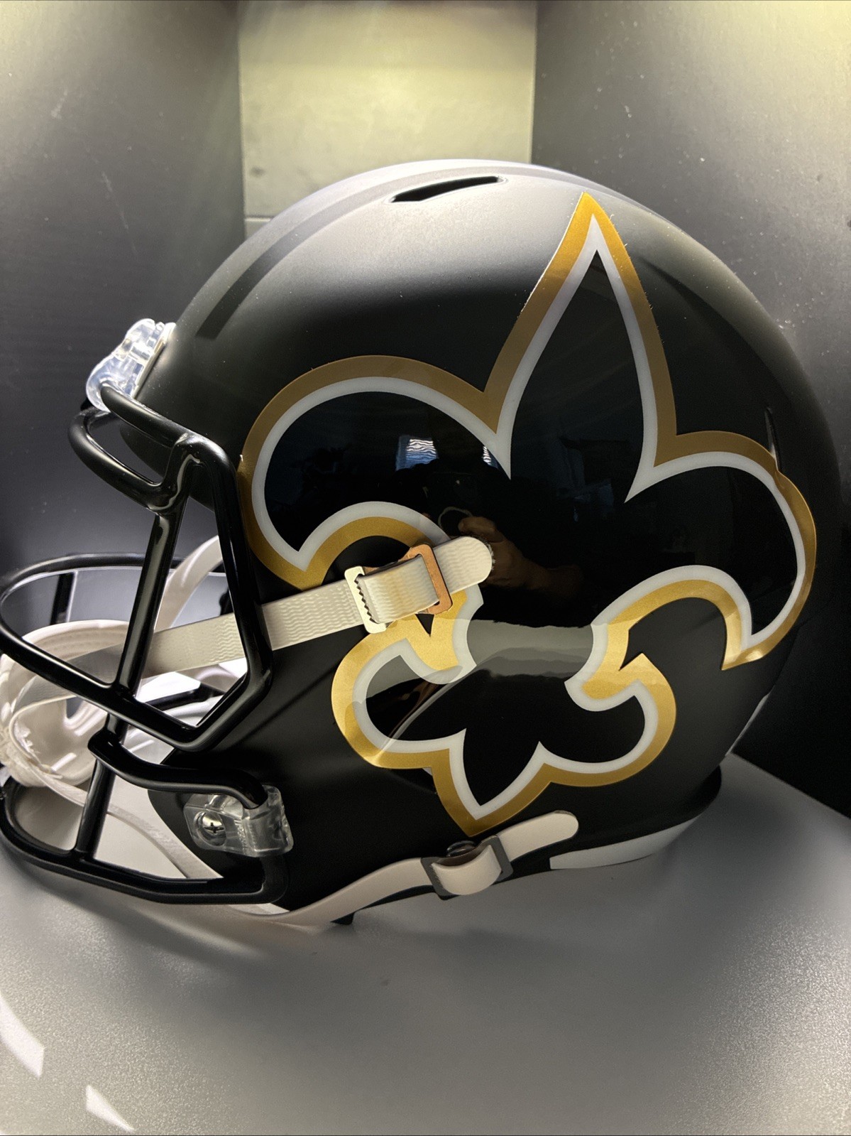 Ricky Williams Signed New Orleans Saints Speed Full-Size Replica Football Helmet