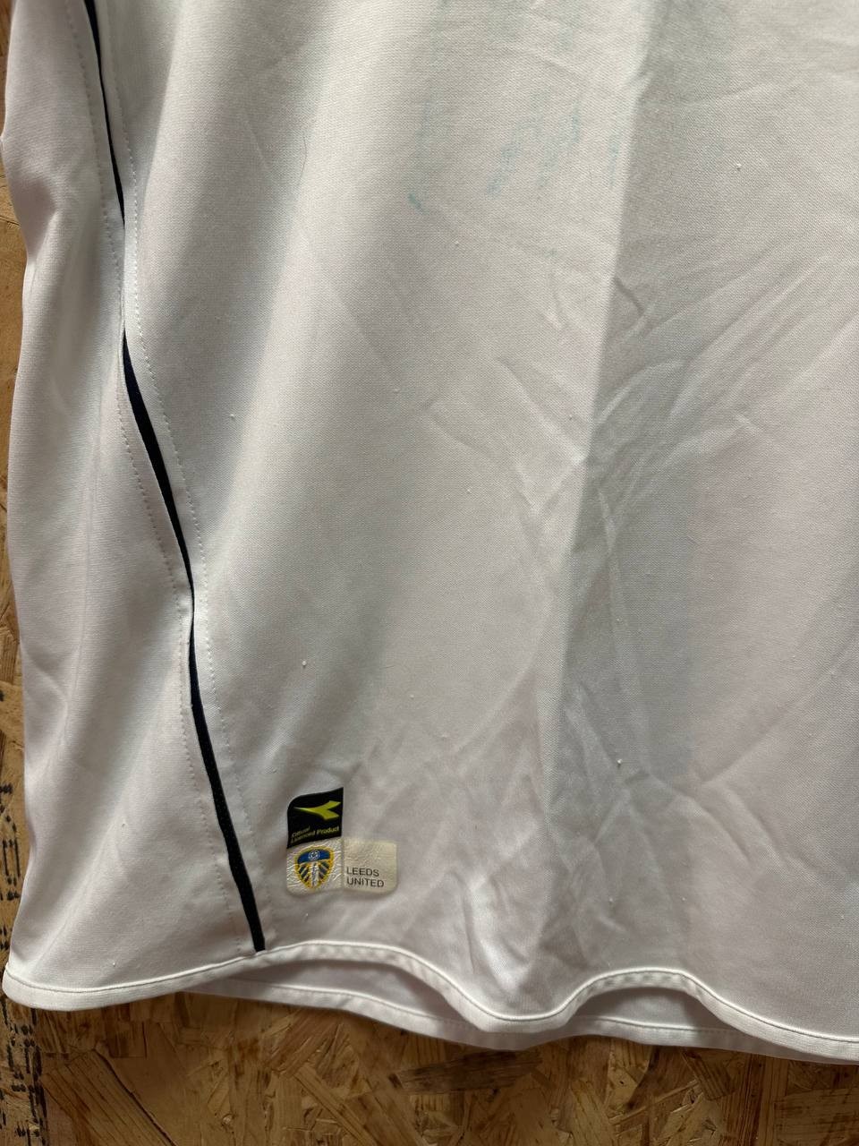 LEEDS UNITED 2004 2005 HOME SHIRT FOOTBALL SOCCER JERSEY DIADORA MENS SIZE S