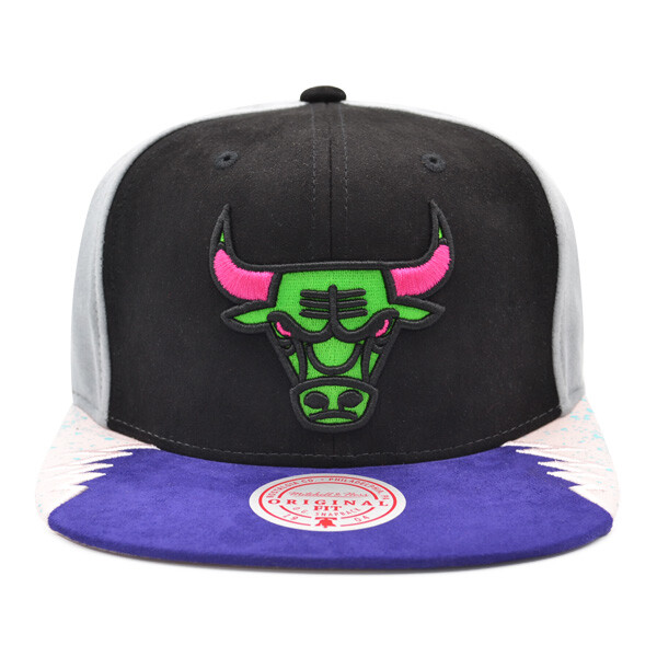 Chicago Bulls M&N AIR JORDAN DAY 5 Snapback Hat- Black/Purple/Pink/Lime/Gray