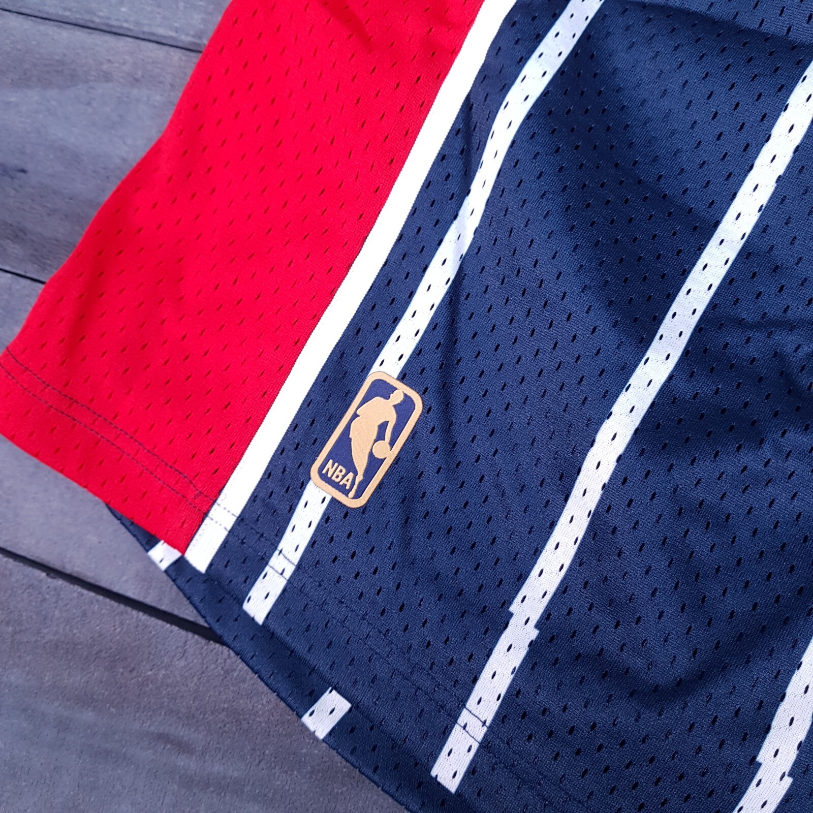 MITCHELL & NESS NBA Swingman Houston Rockets 96-97 Basketball Shorts Mens MEDIUM