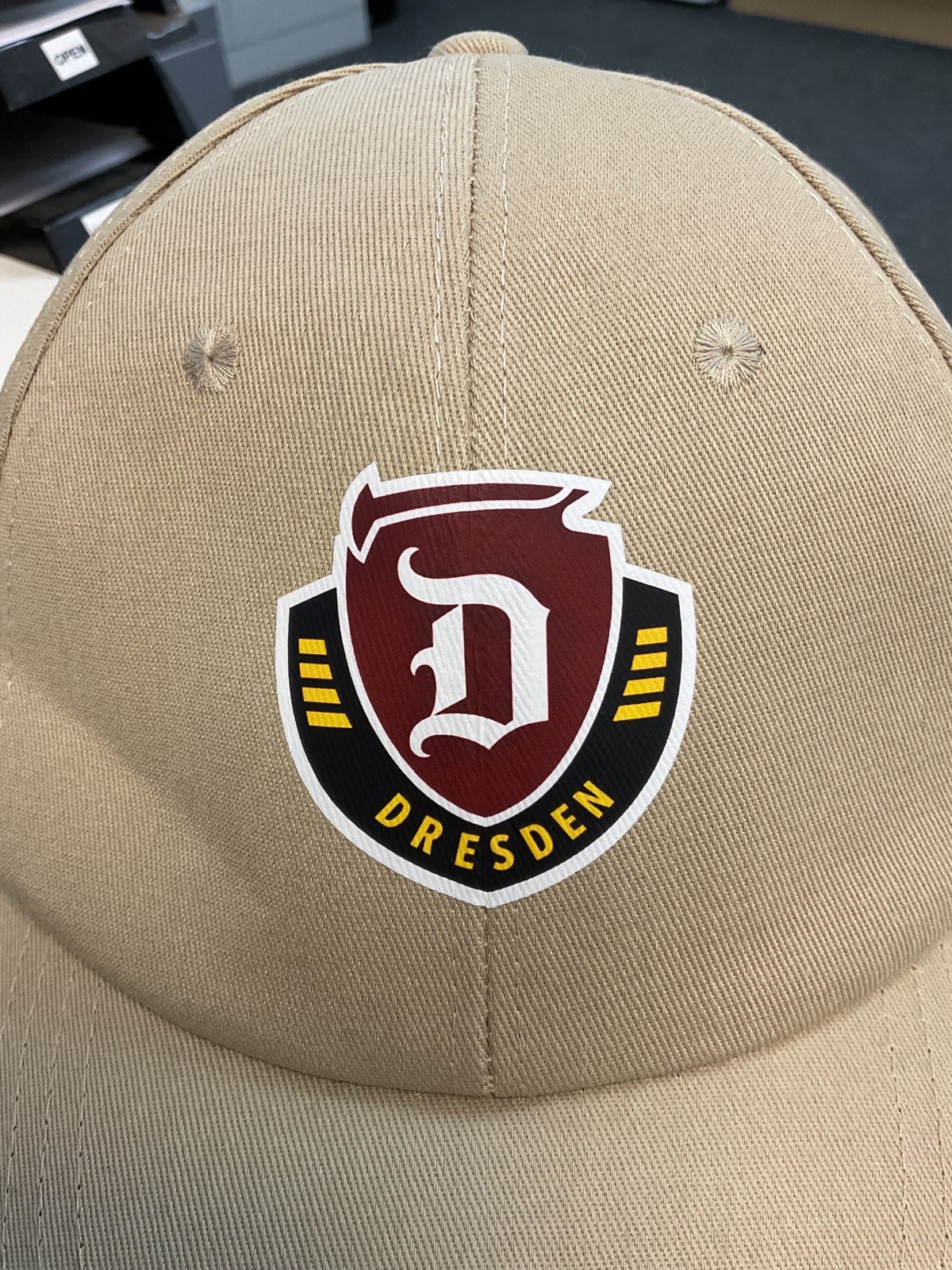 DYNAMO DRESDEN ADULTS BASEBALL CAP VARIOUS COLOURS ……… BRAND NEW